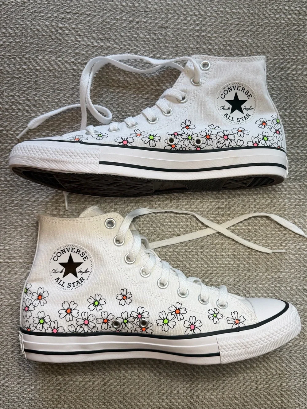 Converse All Star Chuck Taylor Women’s Size 9 White Floral Canvas Sneakers Fairy